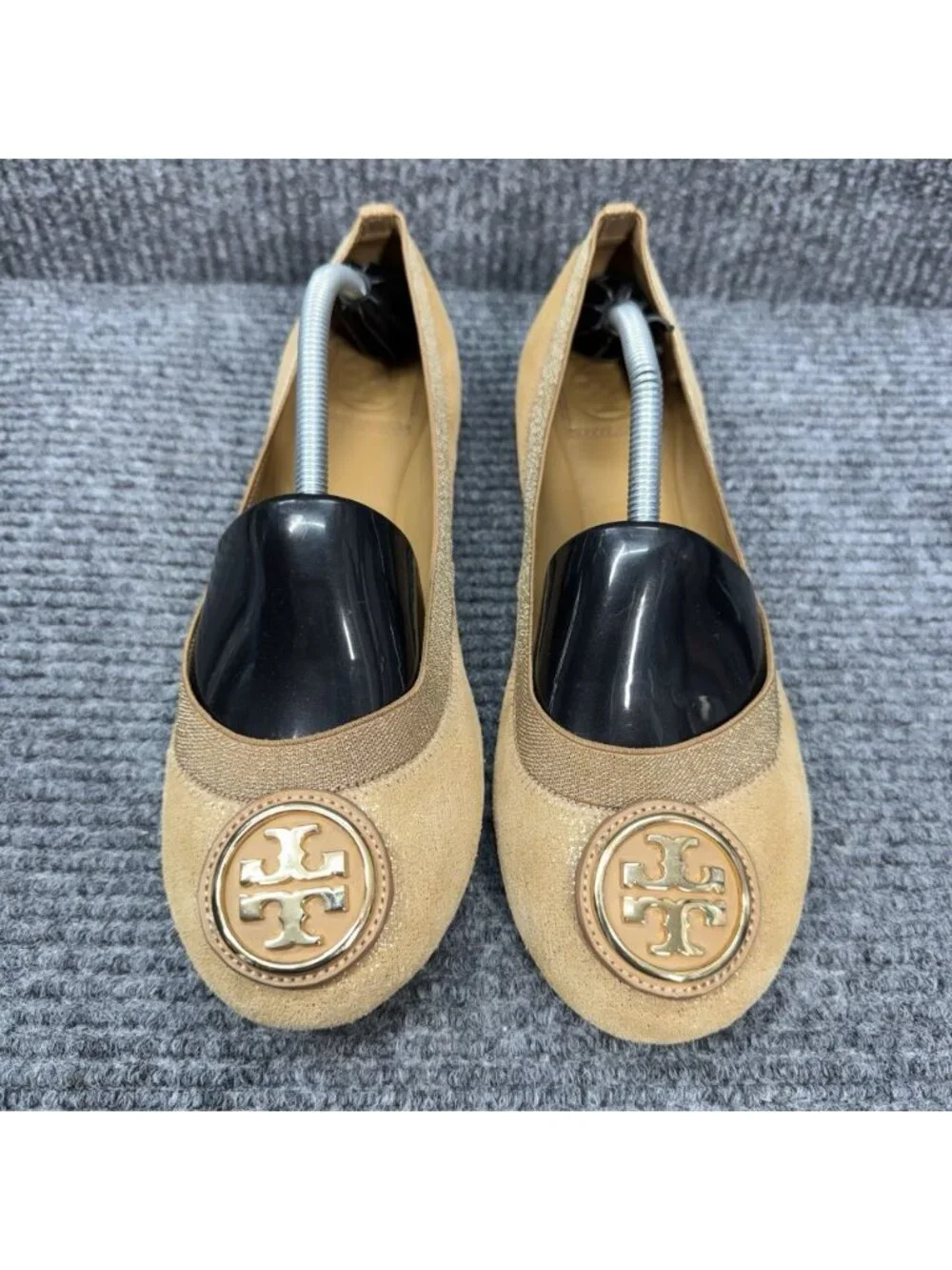 Tory Burch Caroline Nappa Ballet Flats Women’s 9 Camel Tan Gold Logo Metallic